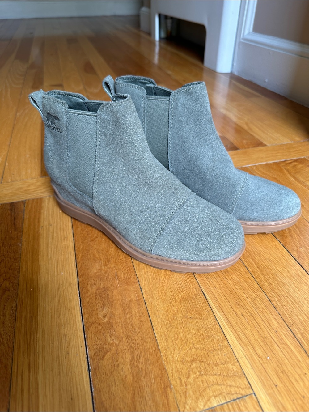 Sorel Light Gray Suede Chelsea Booties
